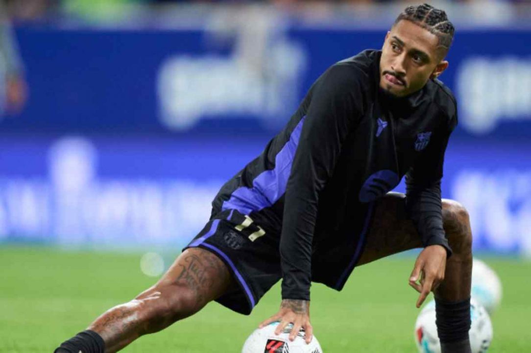 Raphinha Nyaris Hengkang Barcelona Karena Godaan Arab 1 Raphinha Nyaris Hengkang Barcelona Karena Godaan Arab