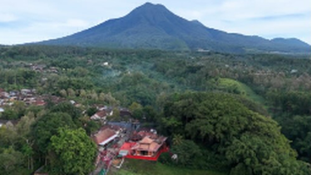 Beranda 27 gunung kawi kunci kekayaan bos besar ri